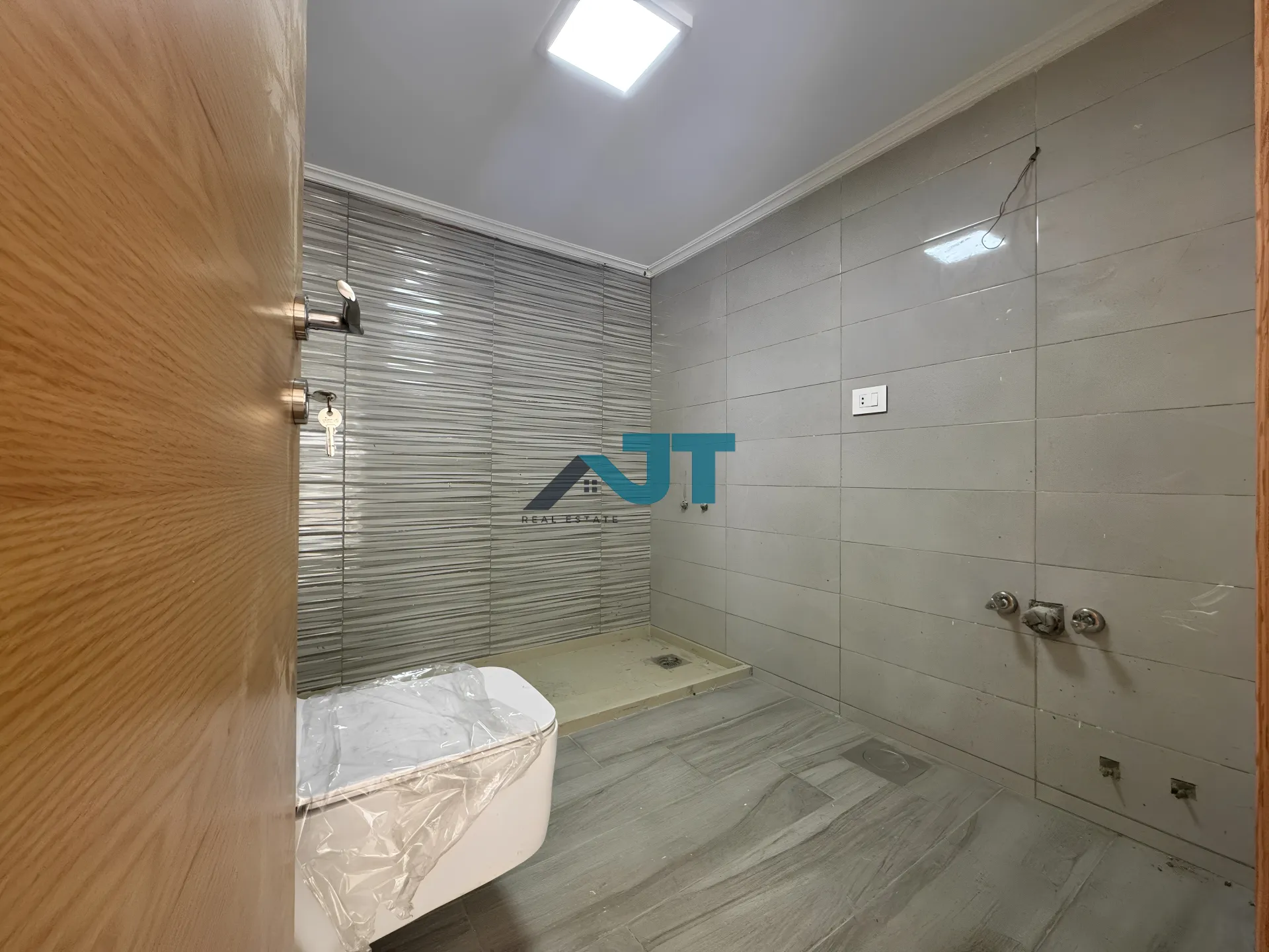 Apartment for Sale in Ain Aar