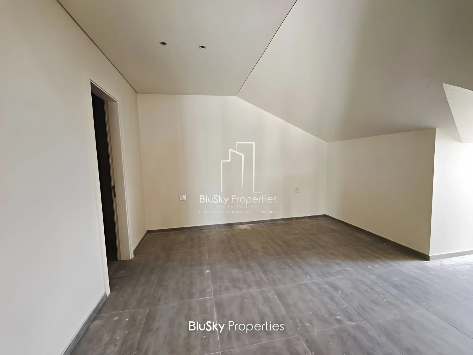 Duplex for Sale in Beit Meri