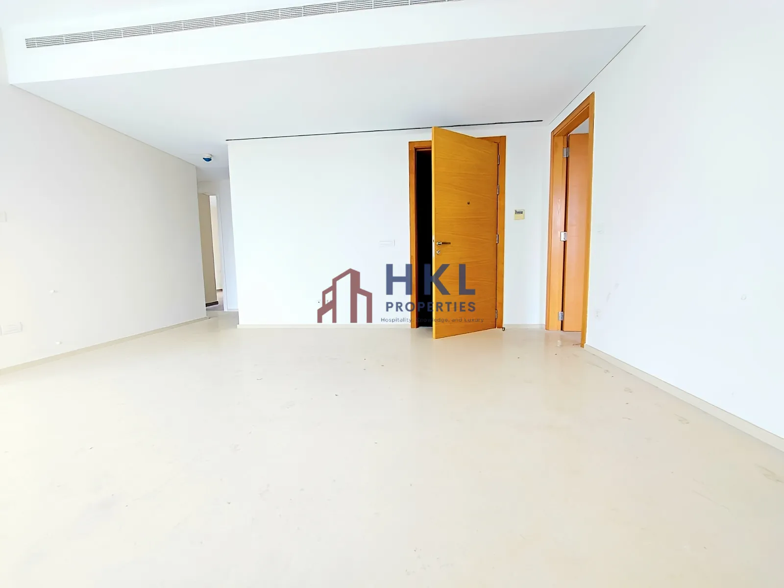 Apartment for rent in Ain El Mraiseh, Bayrut, Lebanon