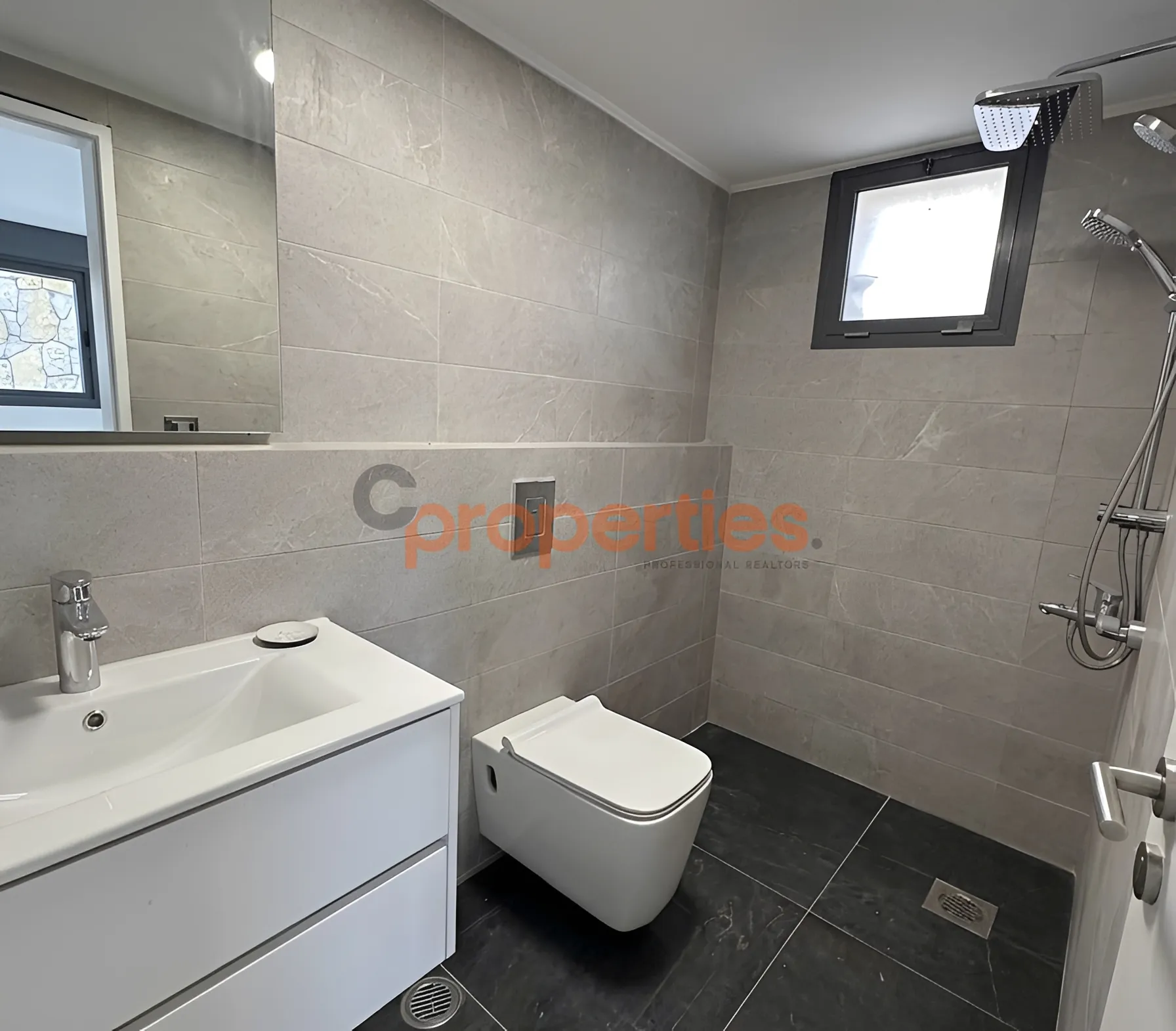 House for Sale in Chabtine