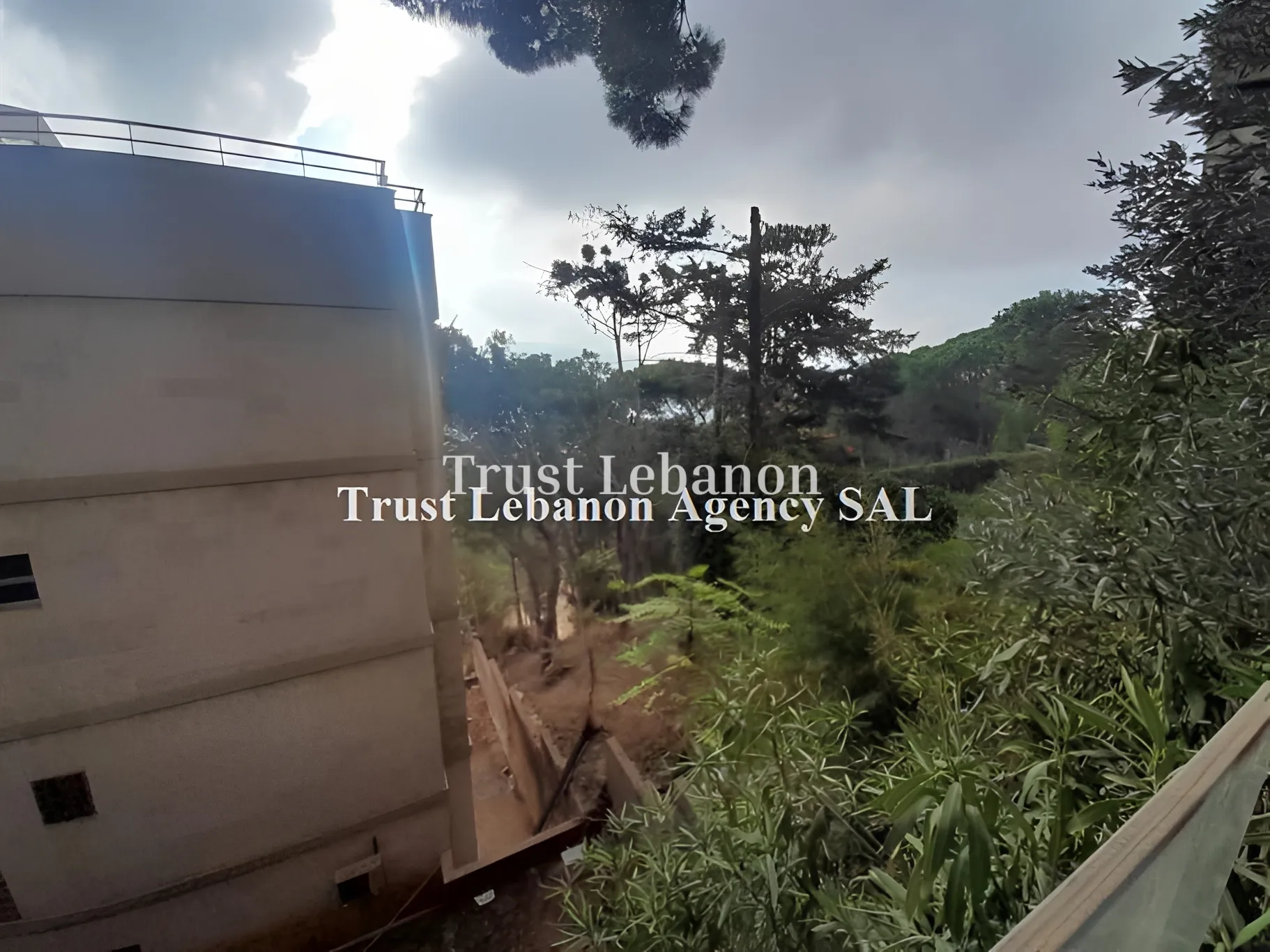 Apartment for rent in Ballouneh, Lebanon