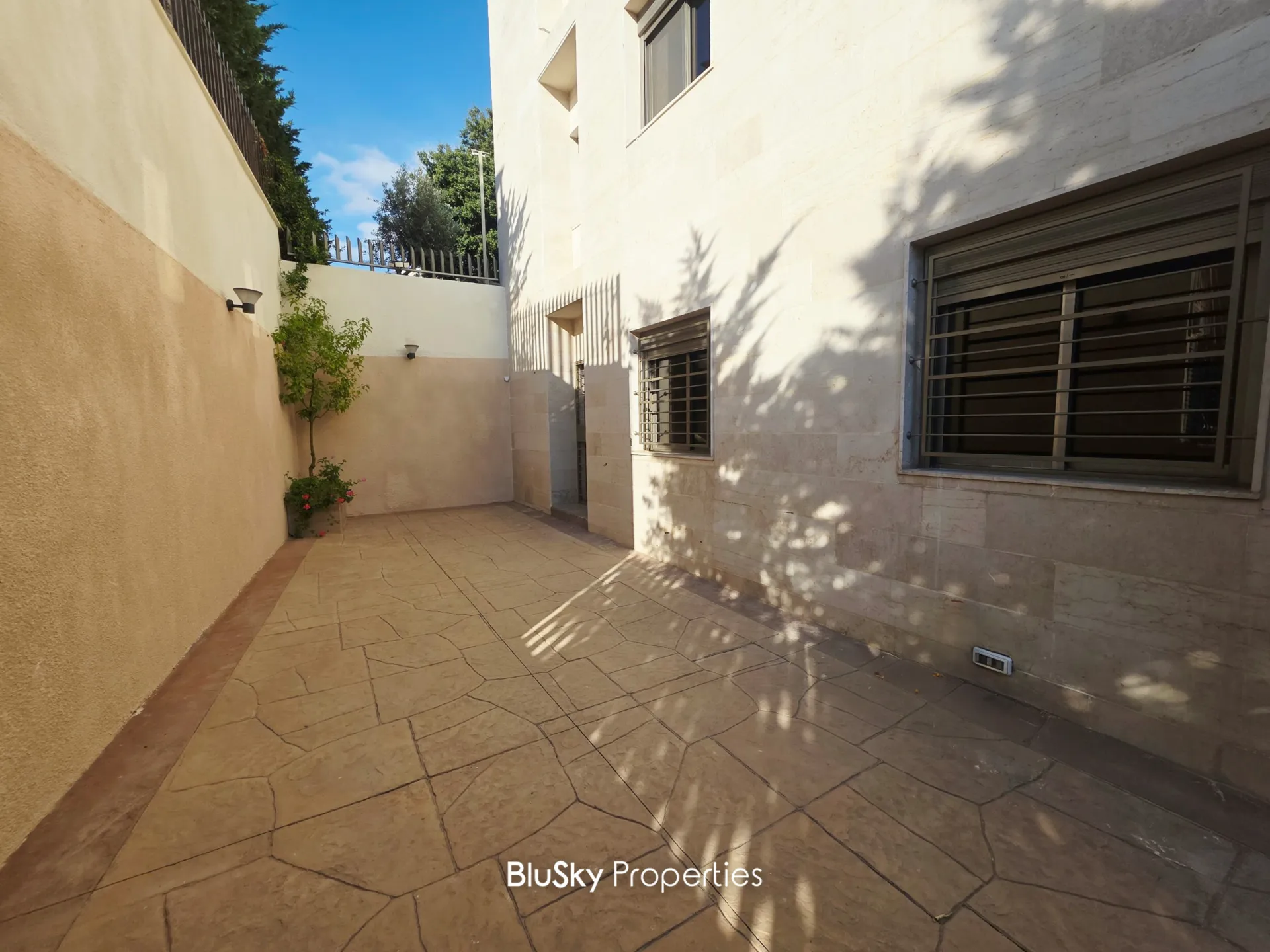 Apartment for rent in Baabdat, lebanon