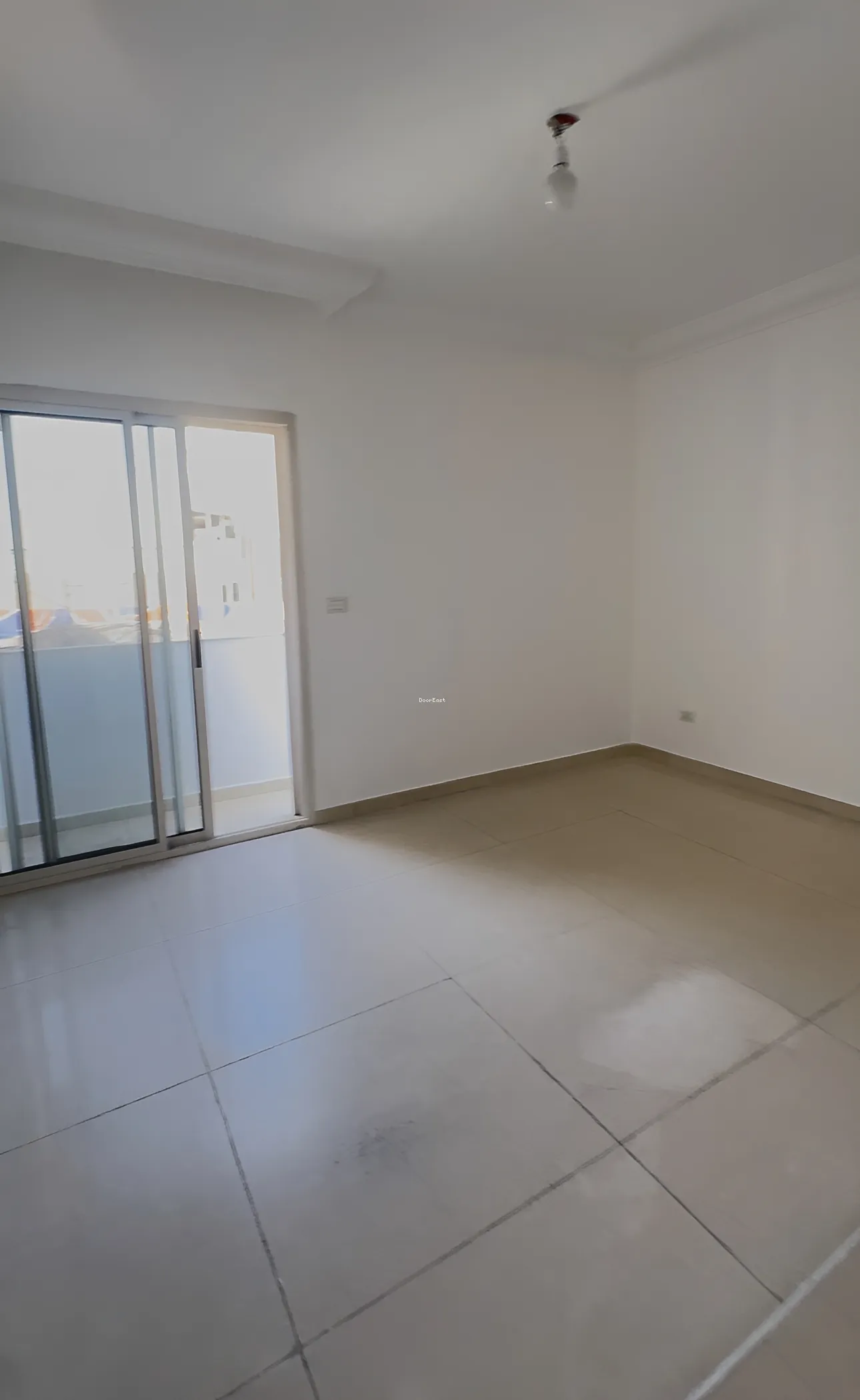 شقة for rent in مار الياس، بيروت، لبنان