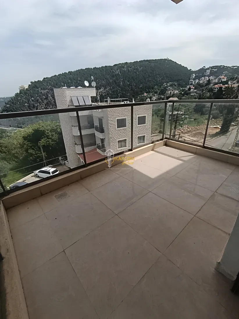Duplex for sale in Jouret El Ballout, Lebanon - 3 bed, 3 bath