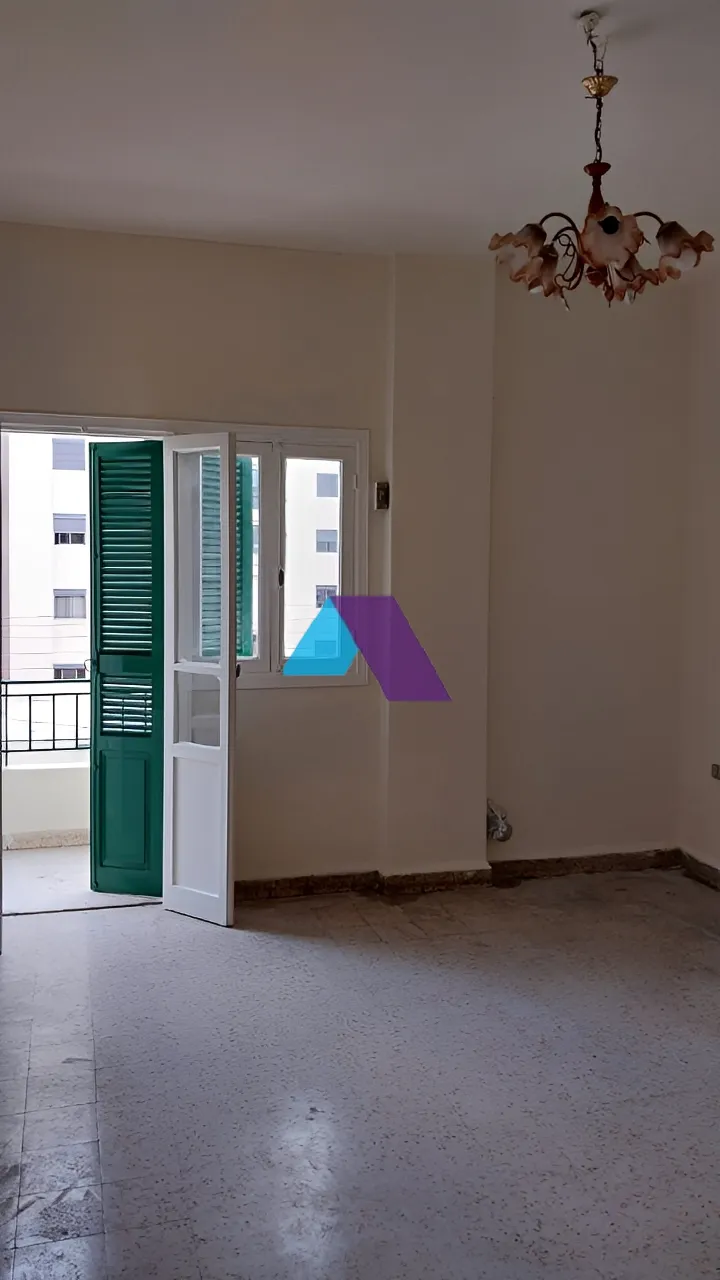 Apartment for sale in Burj Hammoud, Lebanon - 1 bed, 1 bath