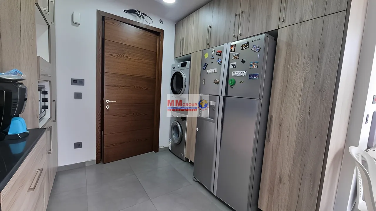 Apartment for Rent in Ain Aalak
