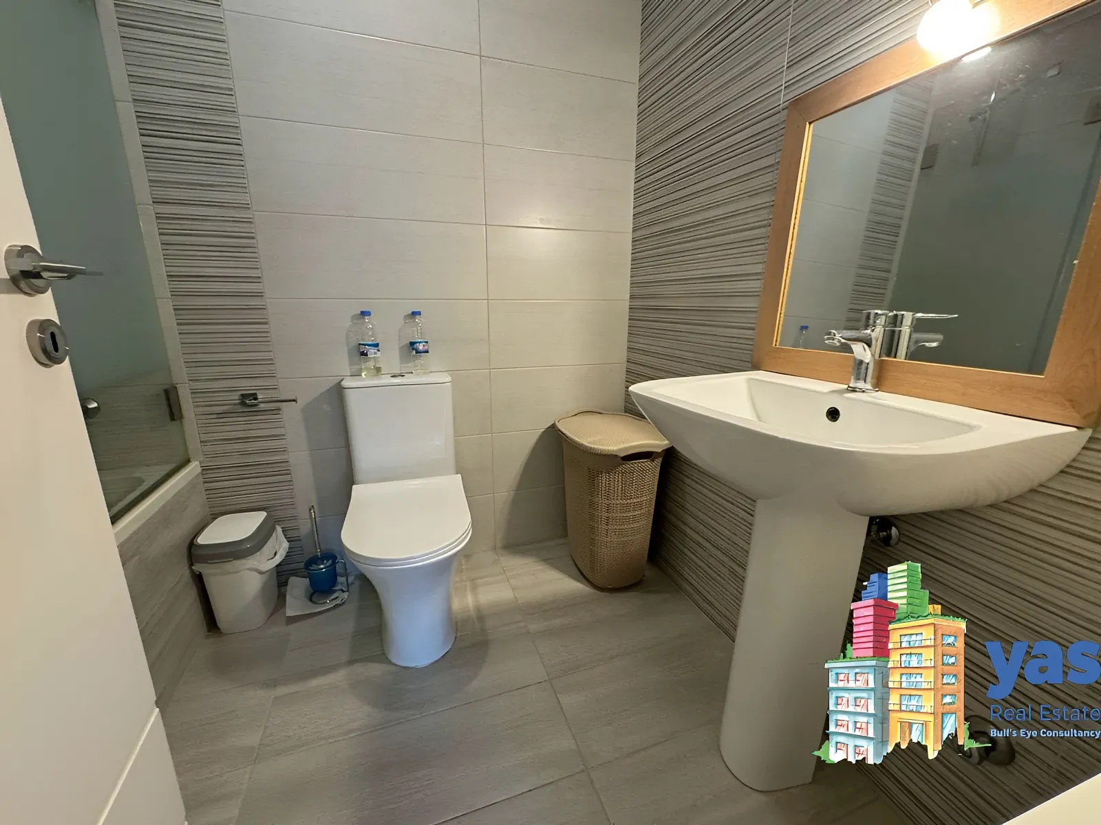 Apartment for Rent in Ballouneh