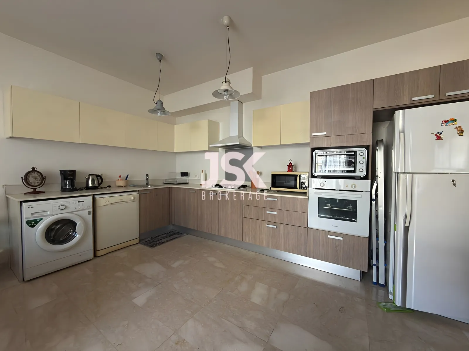 Apartment for Rent in Achrafieh