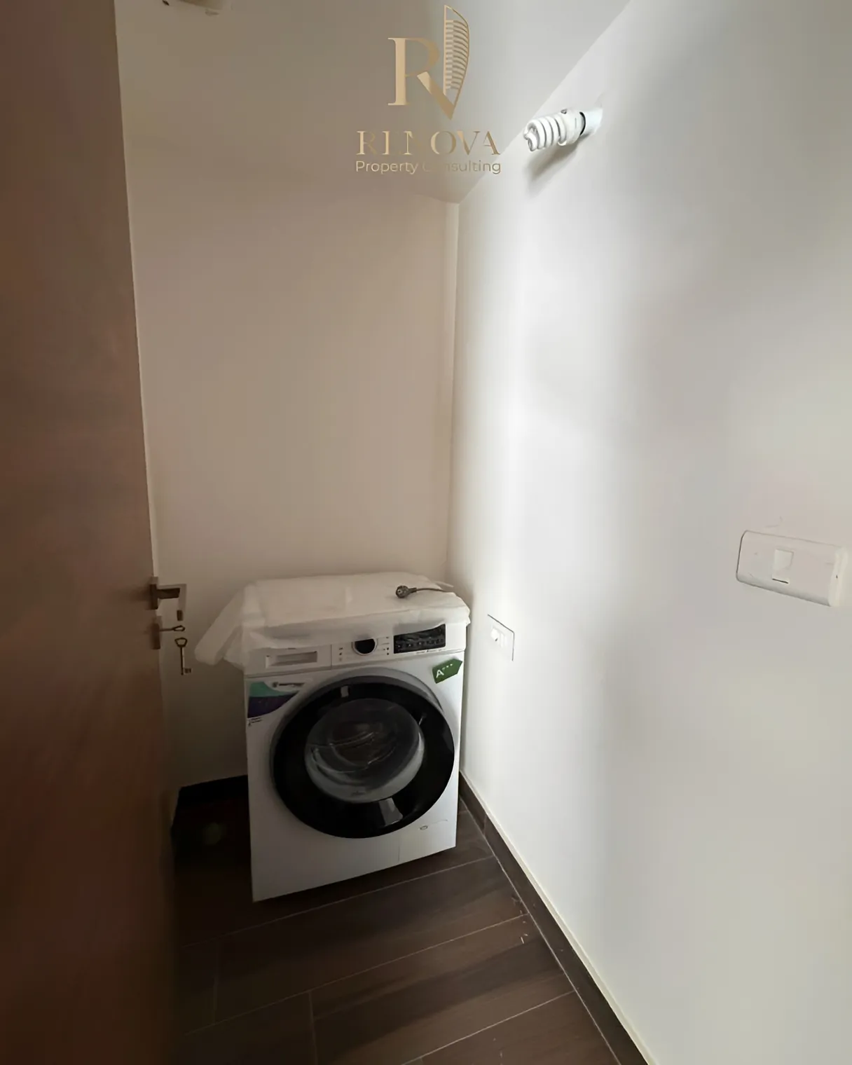 Building for rent in Mansourieh, Lebanon