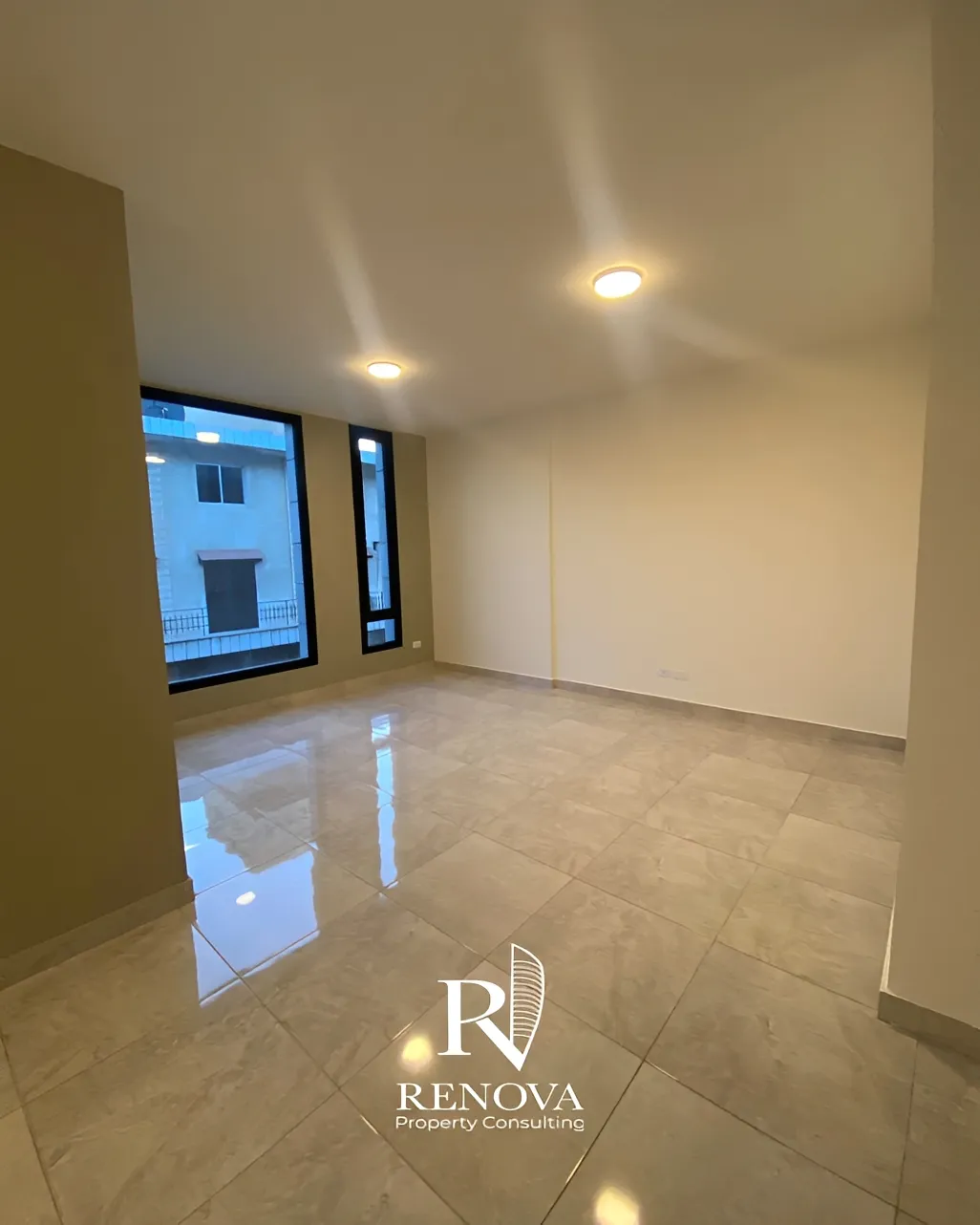 Office for rent in Zahlé
