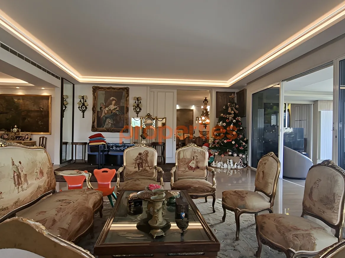 Apartment for Sale in Achrafieh - 3 bed, 4 bath