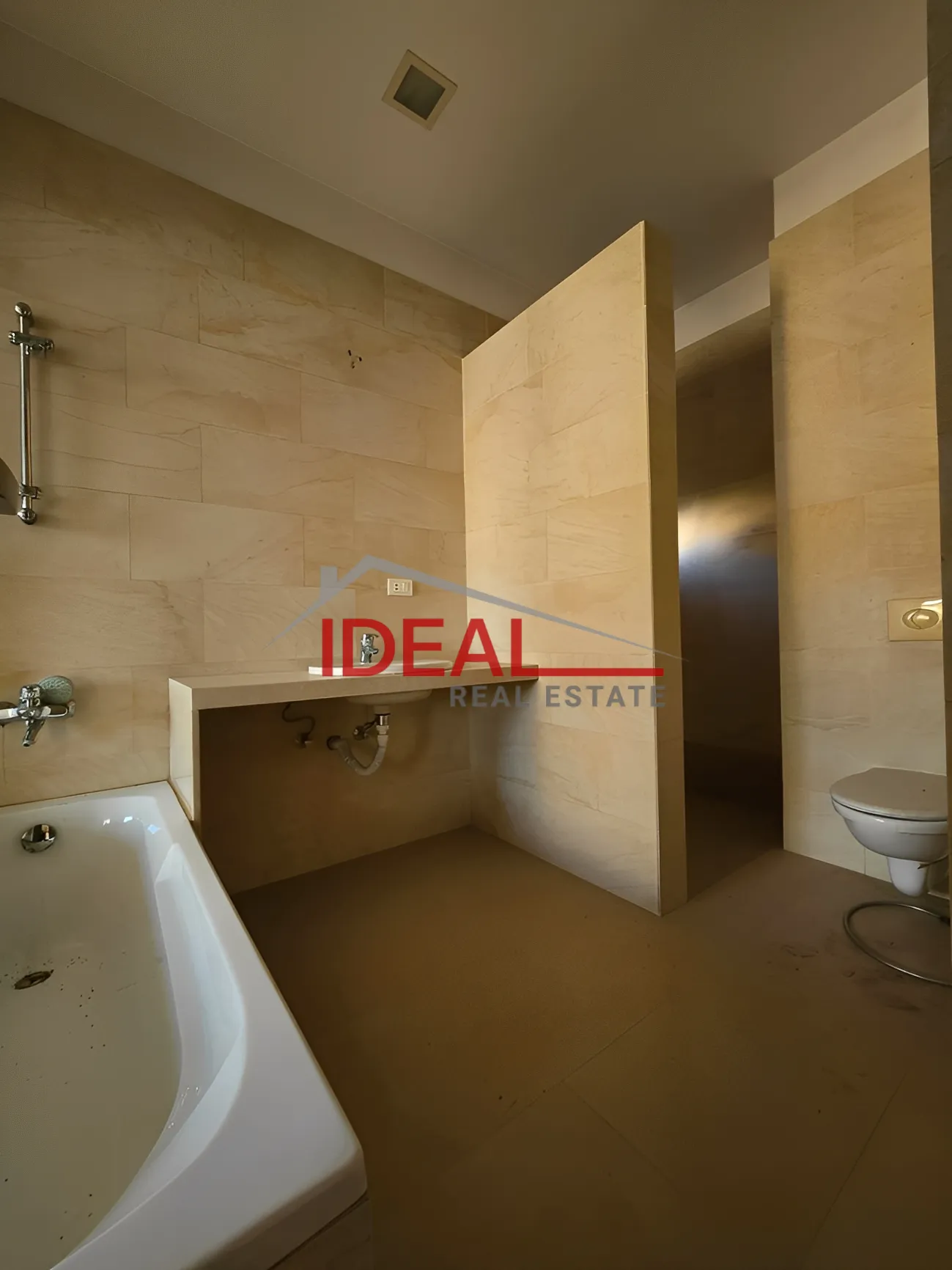 Apartment for Sale in Ain el remmeneh, baabda