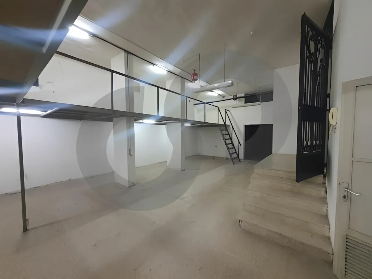Warehouse for Sale in Mansourieh