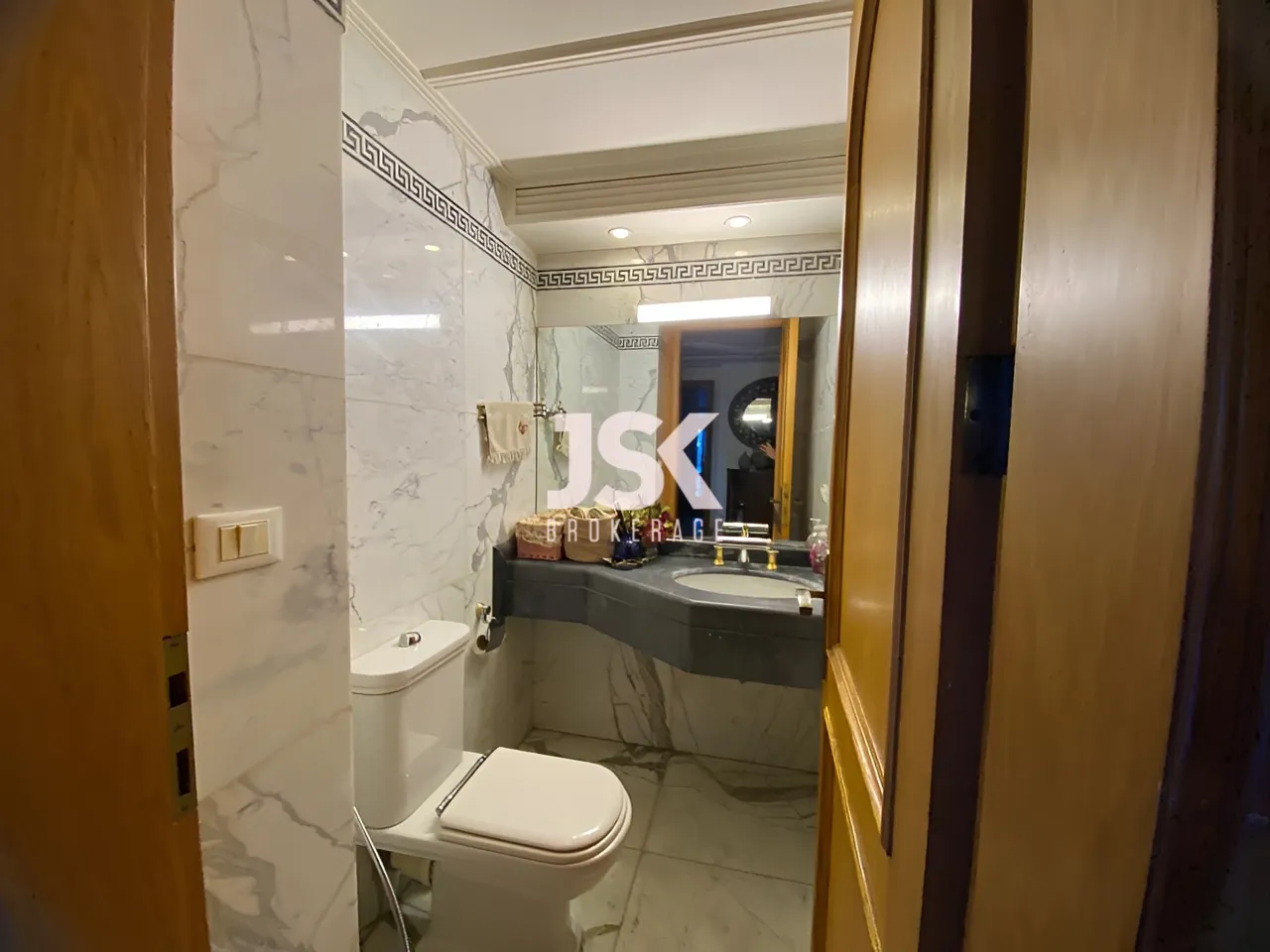 Apartment for Sale in Ras