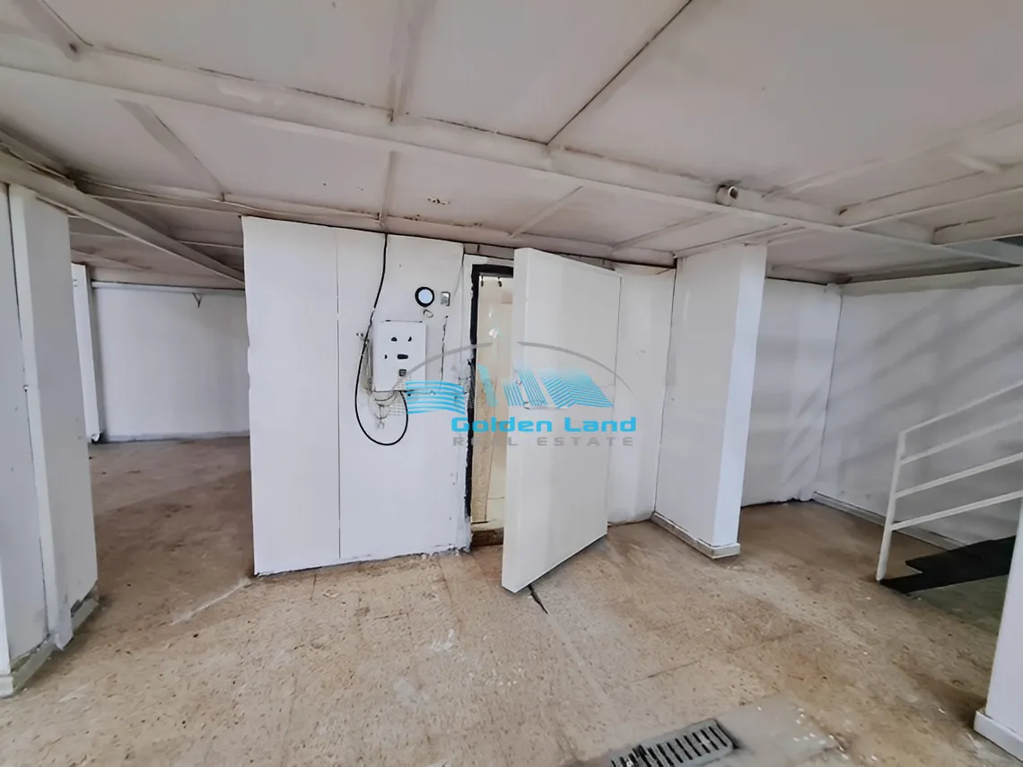 Warehouse for Rent in Baouchriyeh, Lebanon