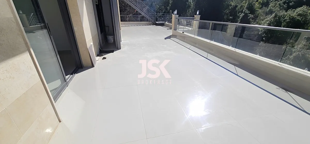 Apartment for Sale in Aachqout, Lebanon