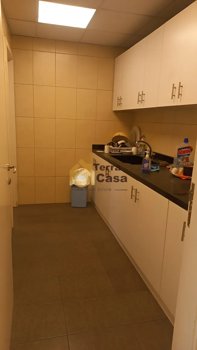 Commercial for rent in El Metn, Lebanon