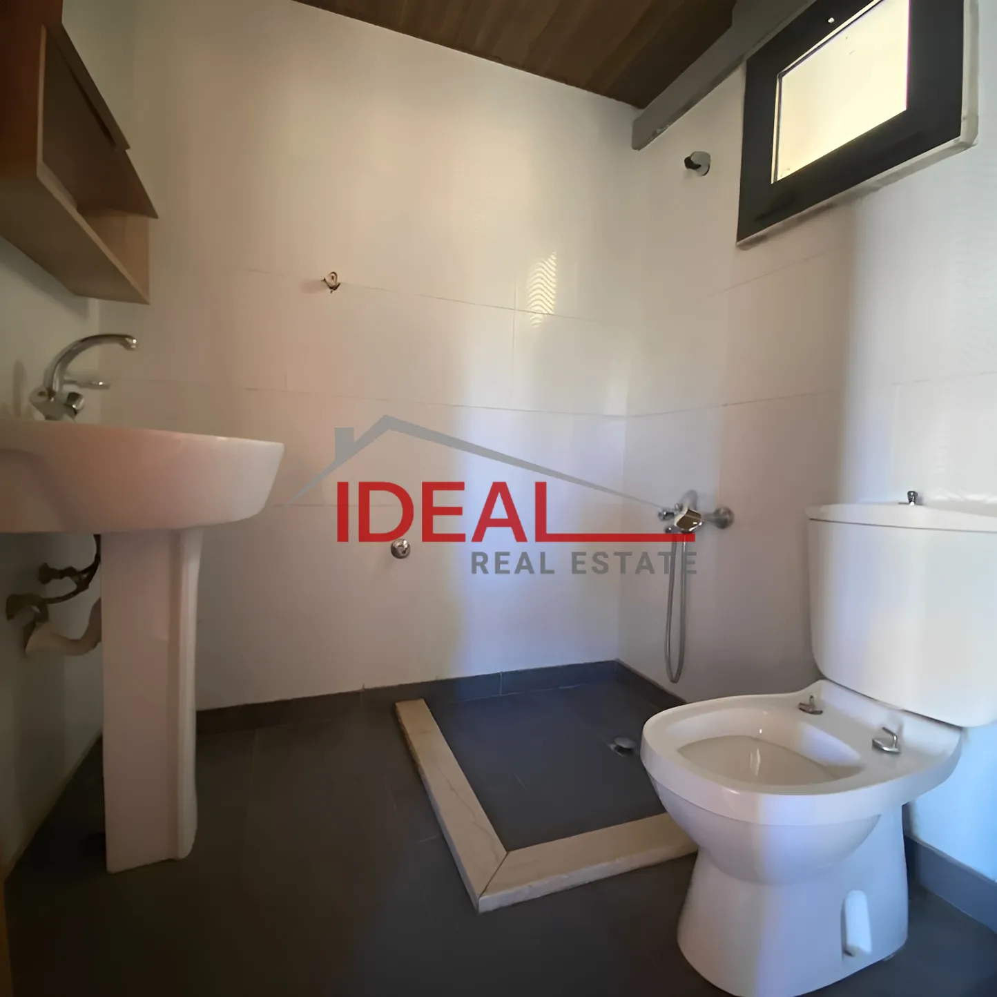 House for Sale in Ain Dara, Lebanon - 3 bath