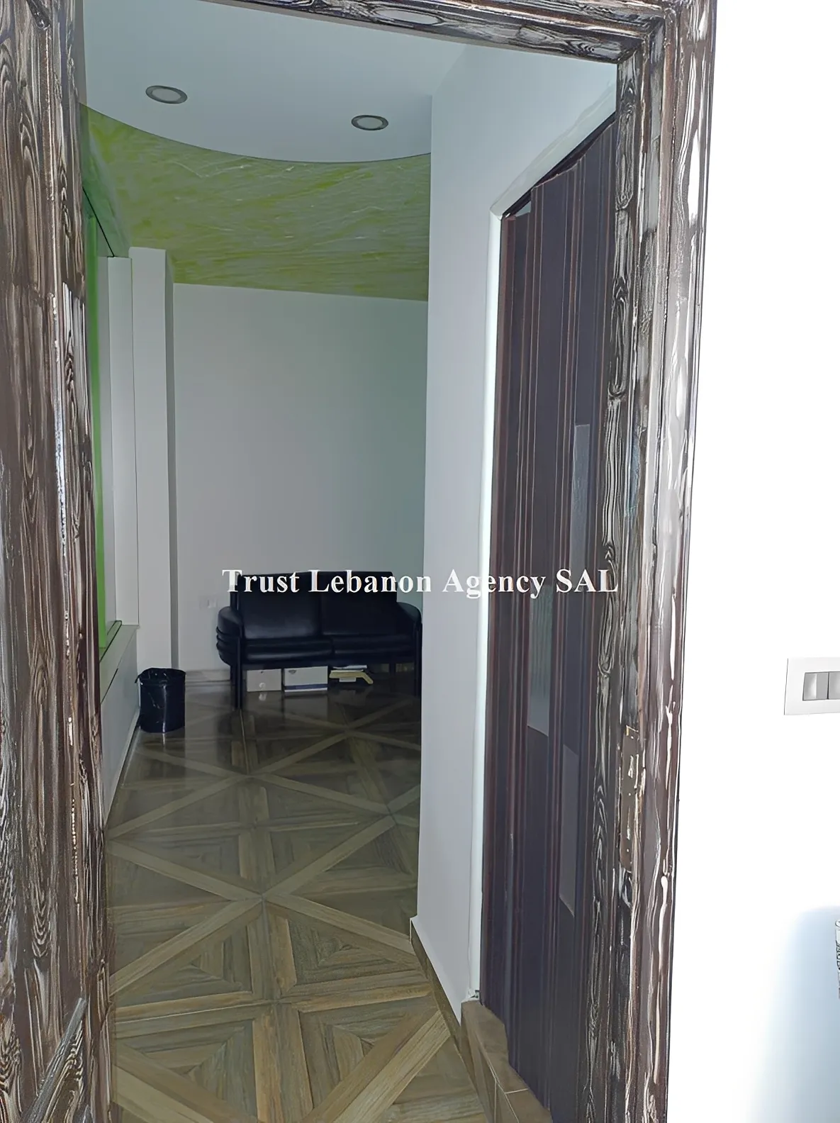 Office for sale in Metn, Bawchriye