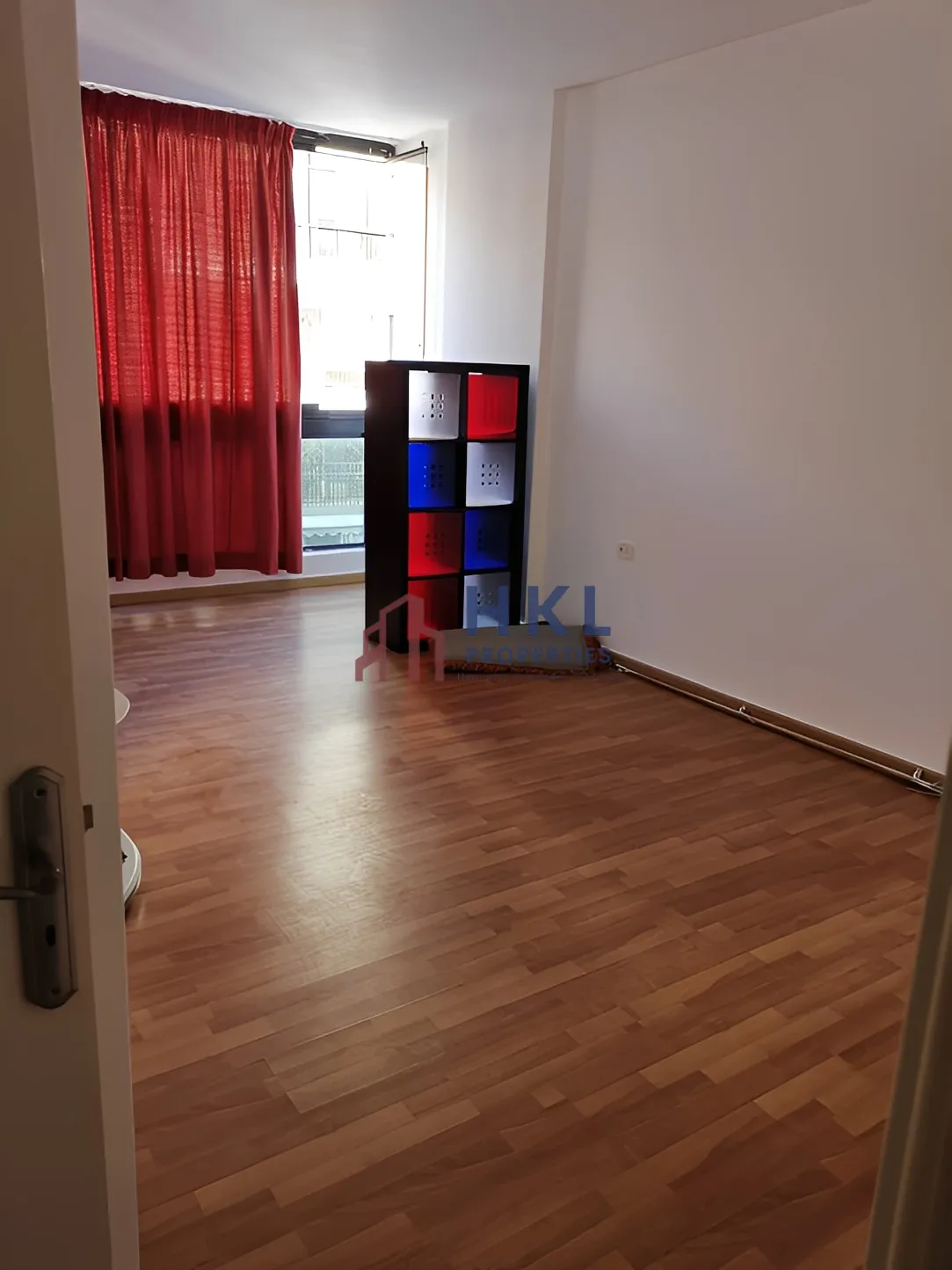 Apartment for Rent in Sakiet El Janzeer, Bayrut, Lebanon