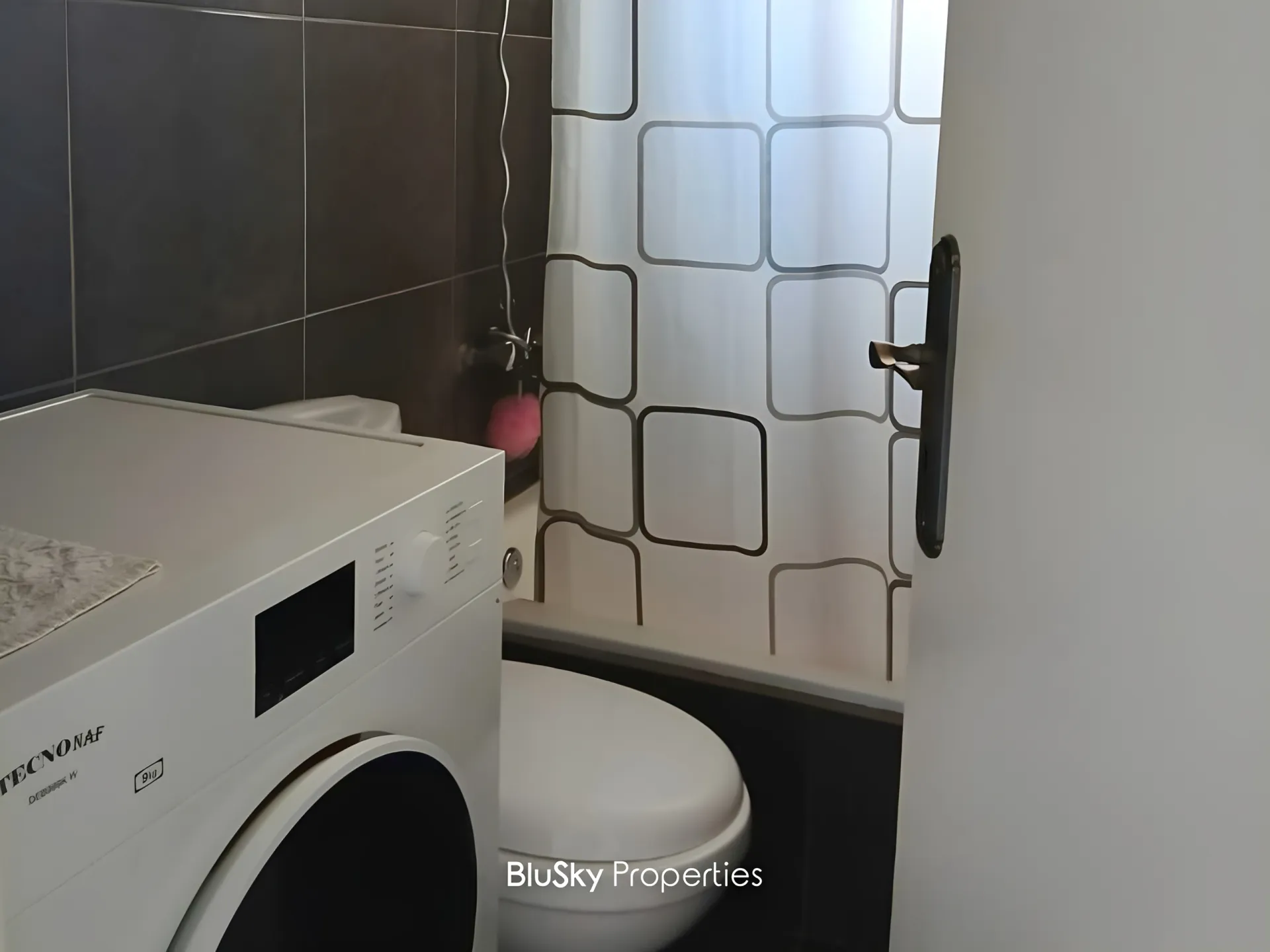 Apartment for sale in Blat, lebanon