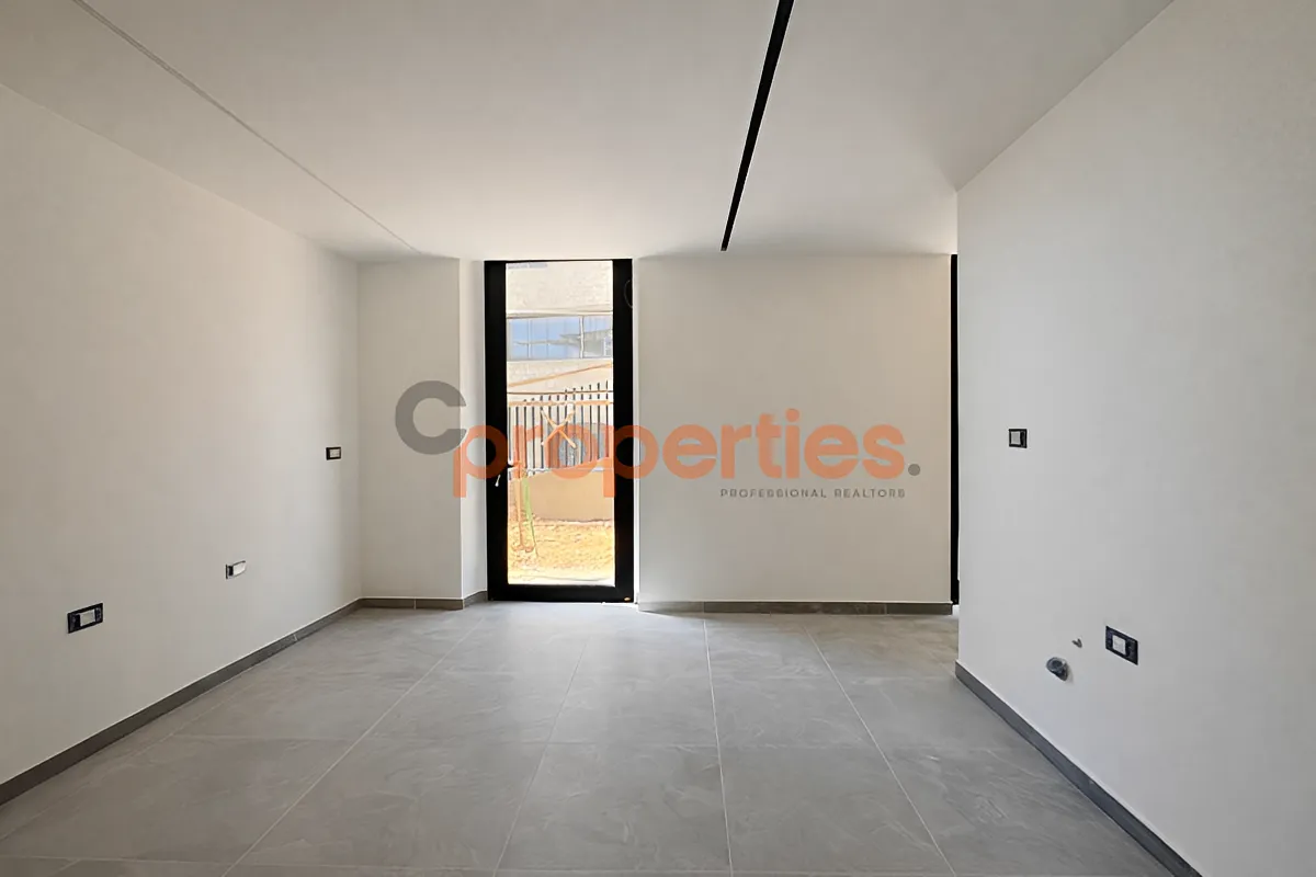 Apartment for Sale in Montiverdi - 3 bed, 4 bath