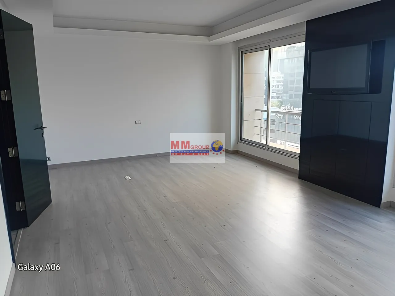 Office for rent in Dekwaneh
