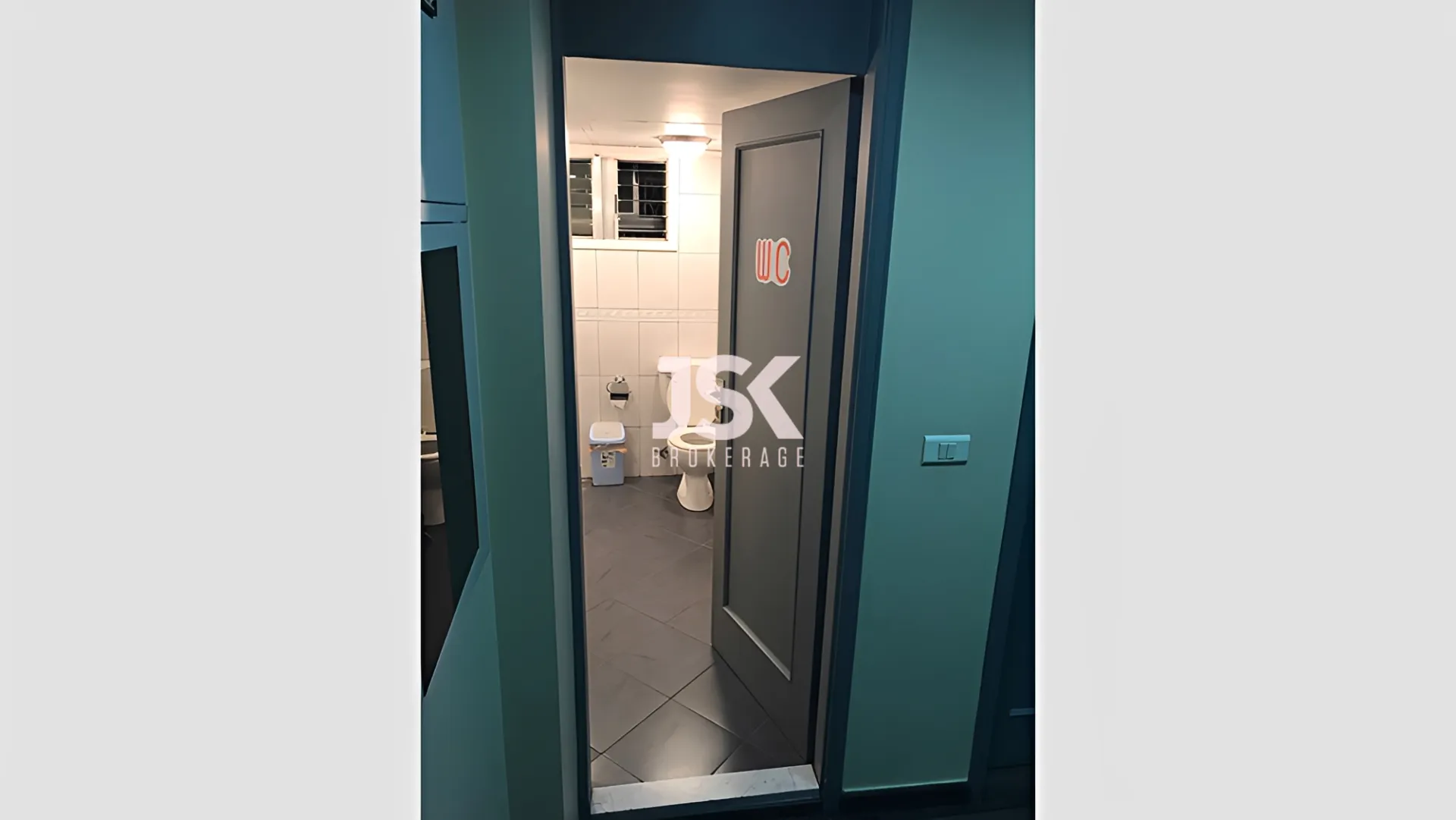 Office for Rent in Jdeideh