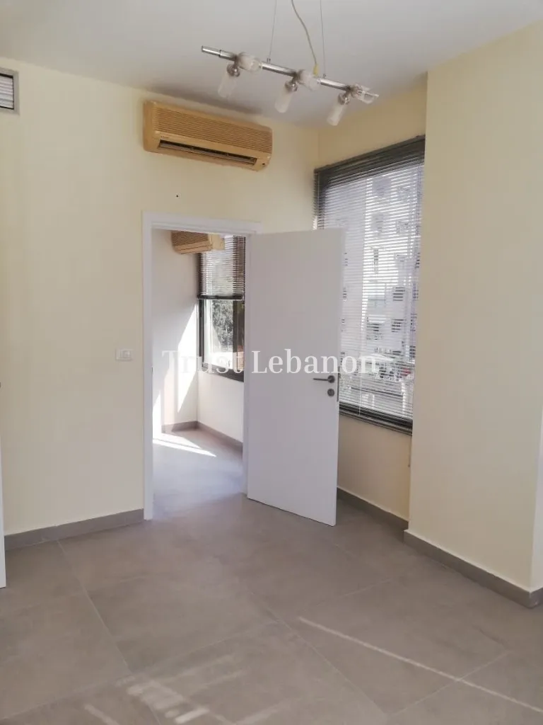 Office for rent in Mkalles, Lebanon
