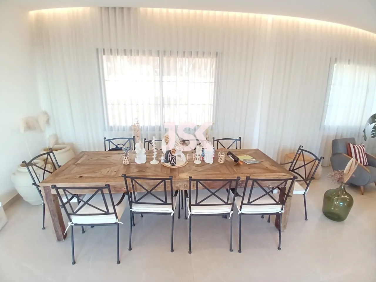 Villa for Sale in Roumieh