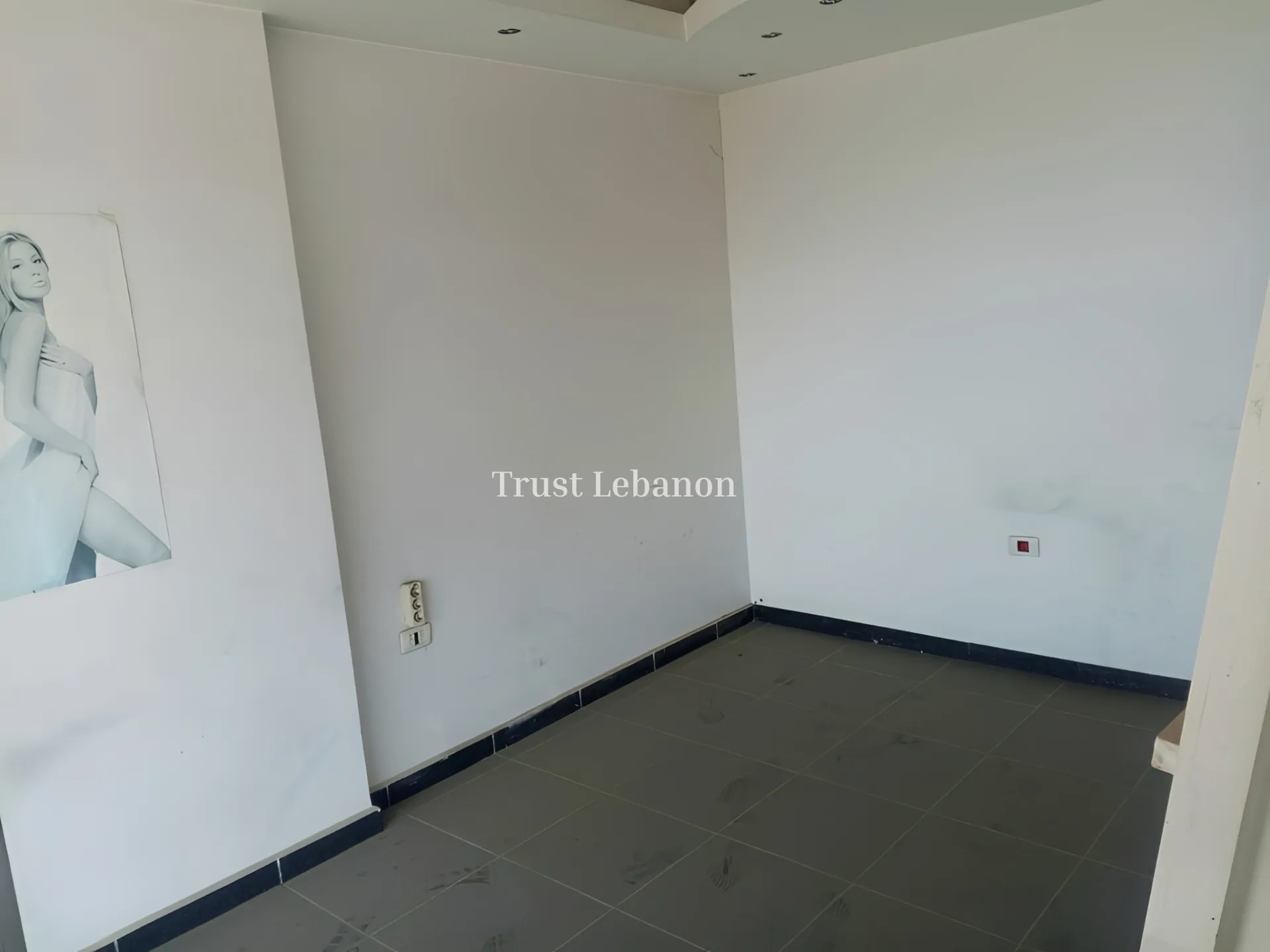 Shop for sale in Mtayleb, Lebanon