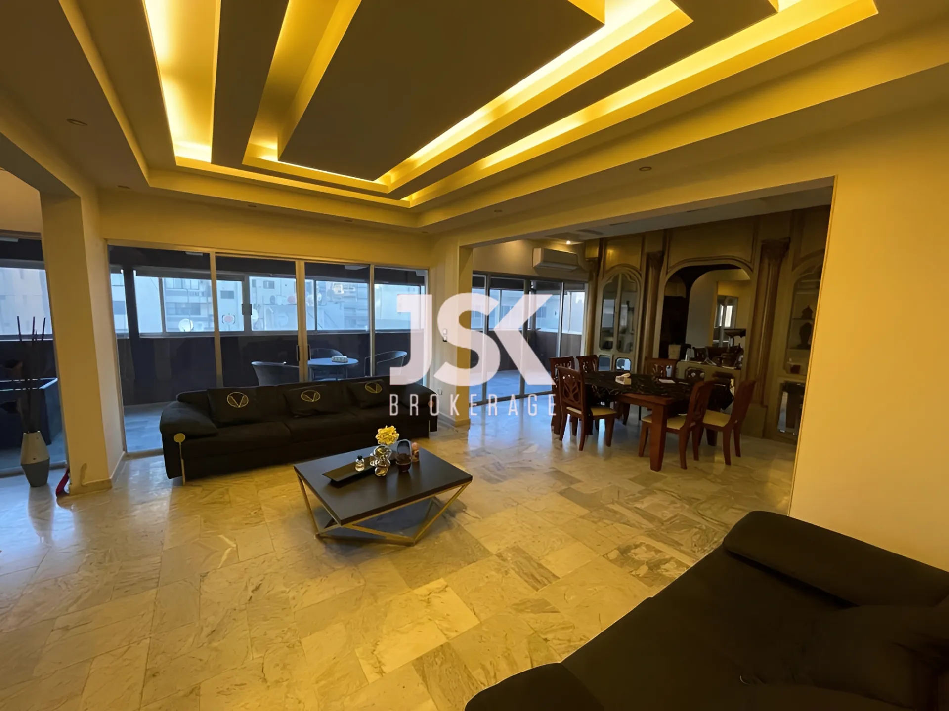 Apartment for Sale in Ramleh Al Bayda, Beirut, Lebanon
