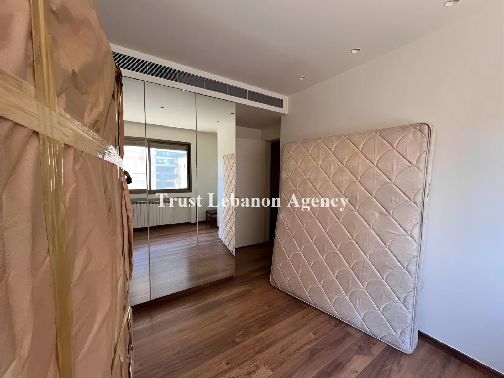 Apartment for Sale in Ashrafieh Beirut Lebanon - 3 bed, 6 bath