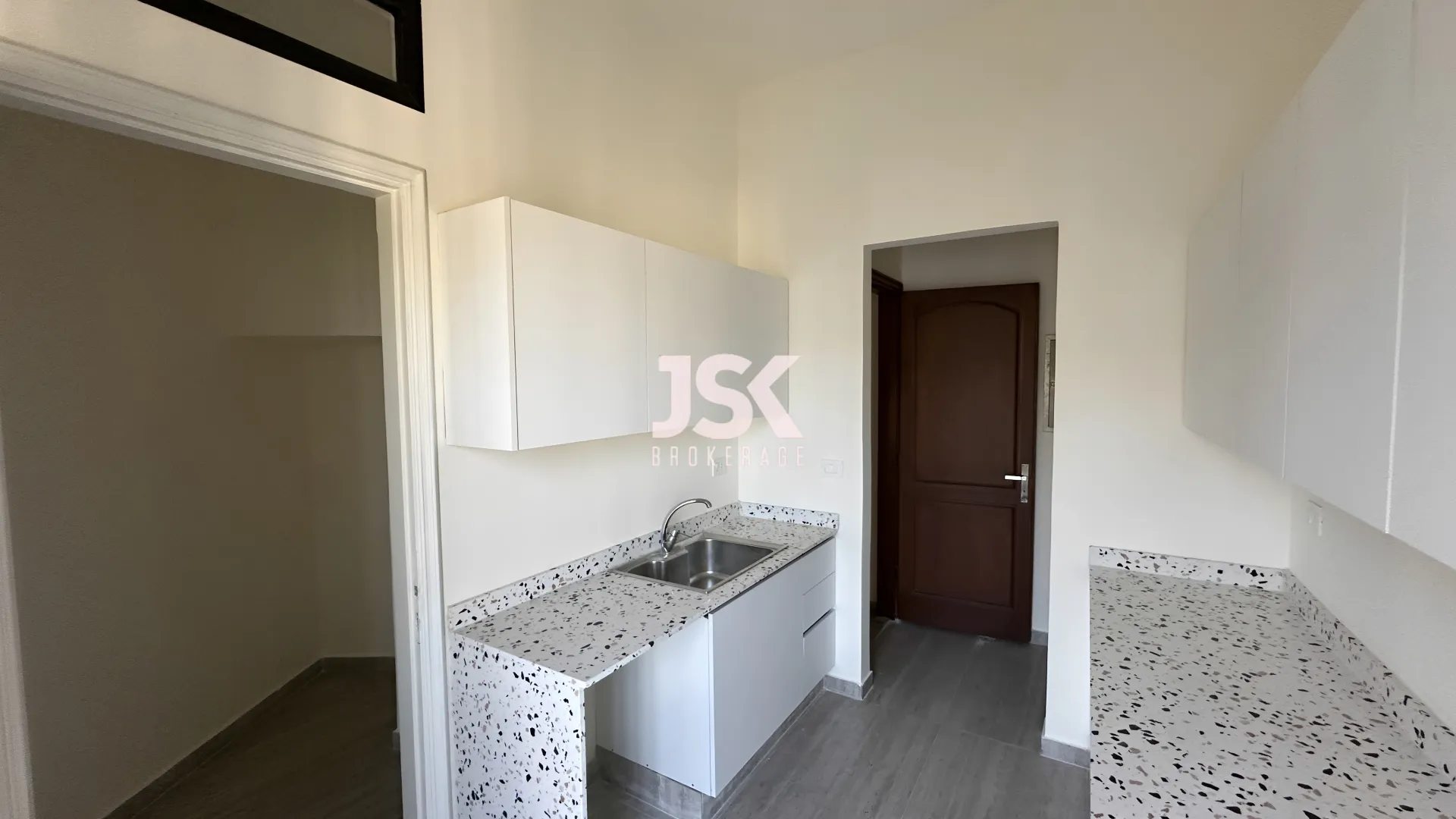 Apartment for Rent in Ras
