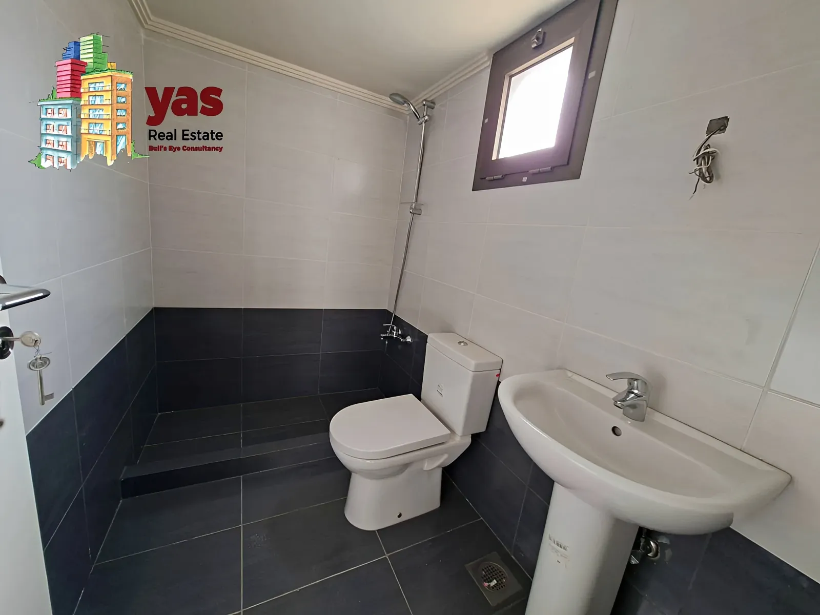 Apartment for Rent in Ajaltoun - 3 bed, 2 bath