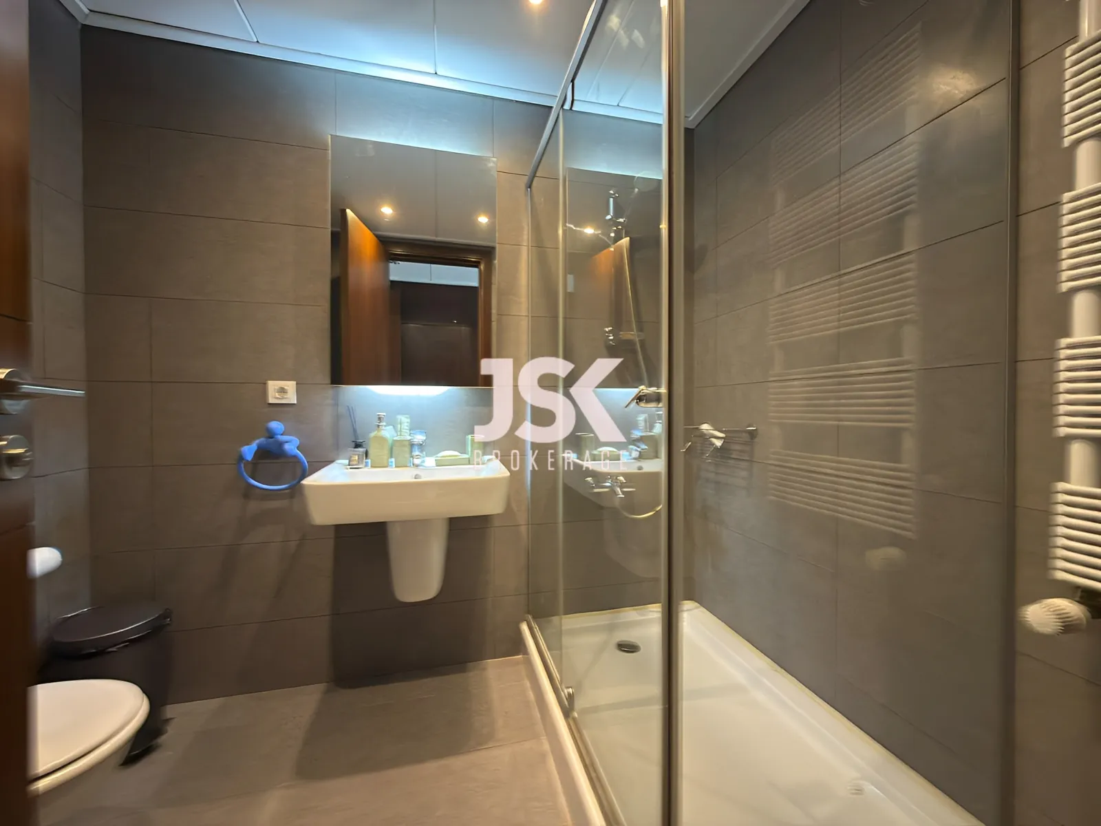 Apartment for Rent in Achrafieh