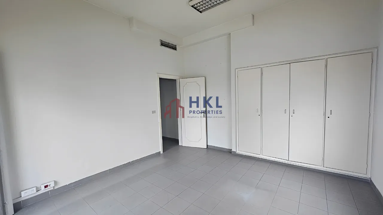 Office for rent in Sin El Fil, Lebanon