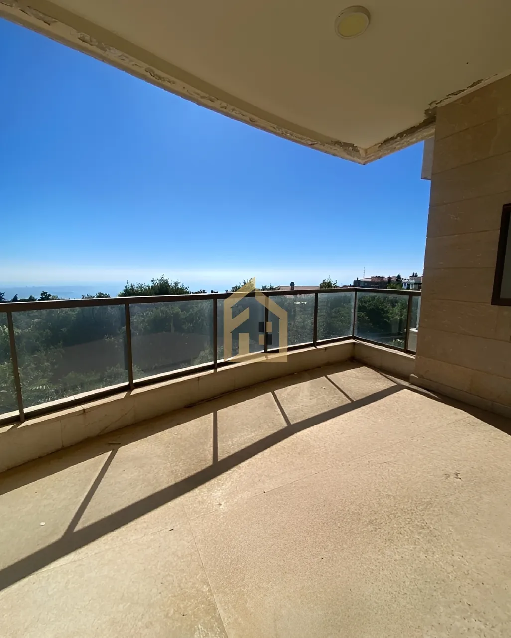 Apartment for sale in Ballouneh, Lebanon - 3 bed, 4 bath