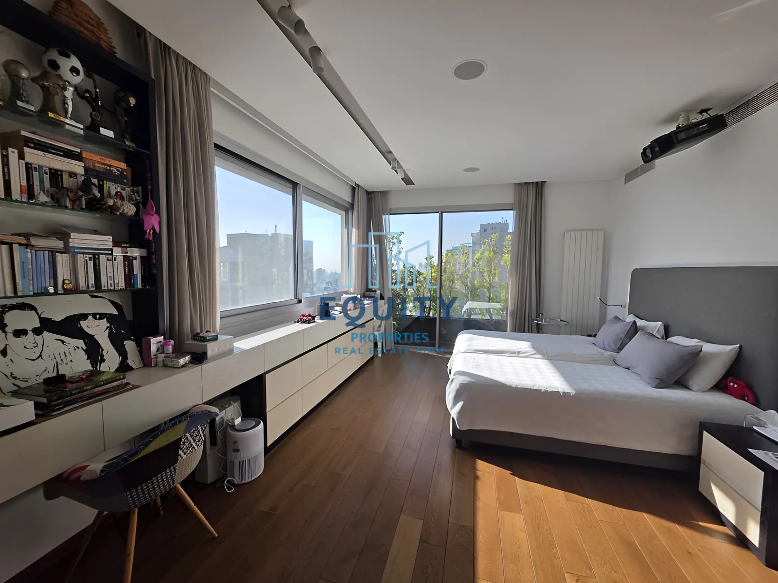 Duplex for Sale in Ashrafieh - 3 bed, 6 bath