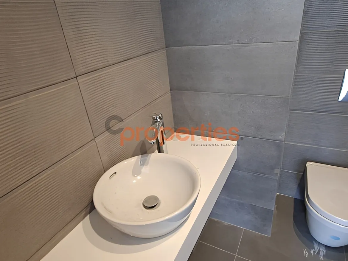 Apartment for Rent in Achrafieh - 2 bed, 3 bath