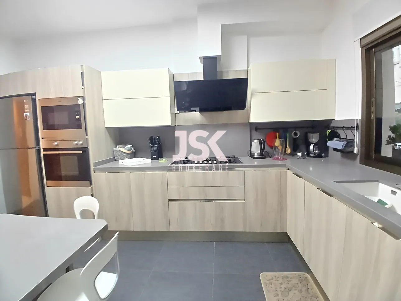 Apartment for Sale in Bsalim