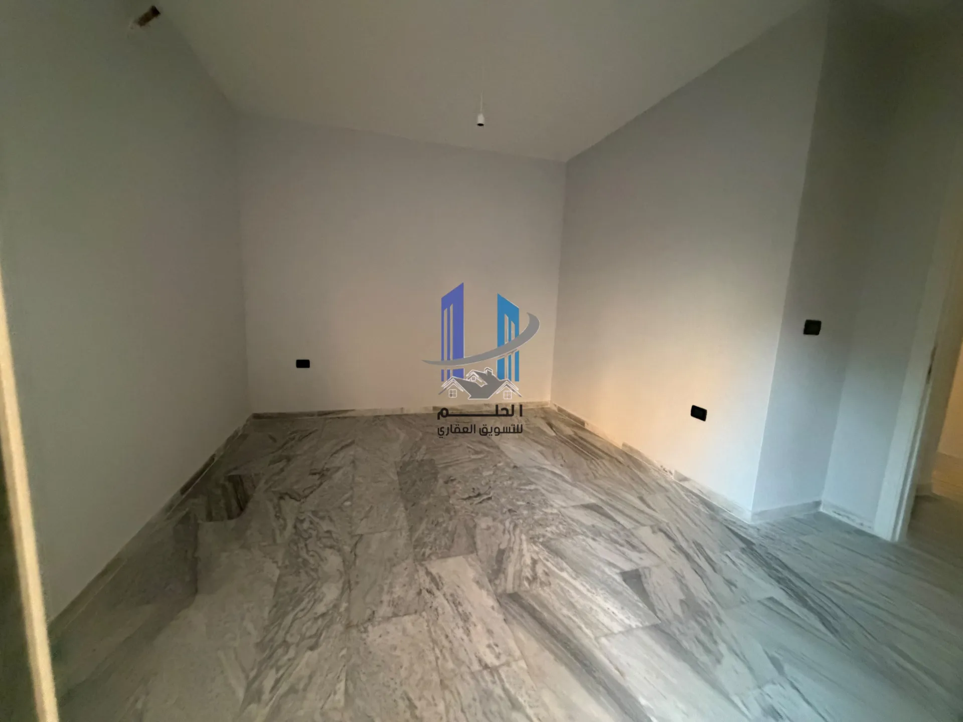شقة for sale in بشامون، لبنان
