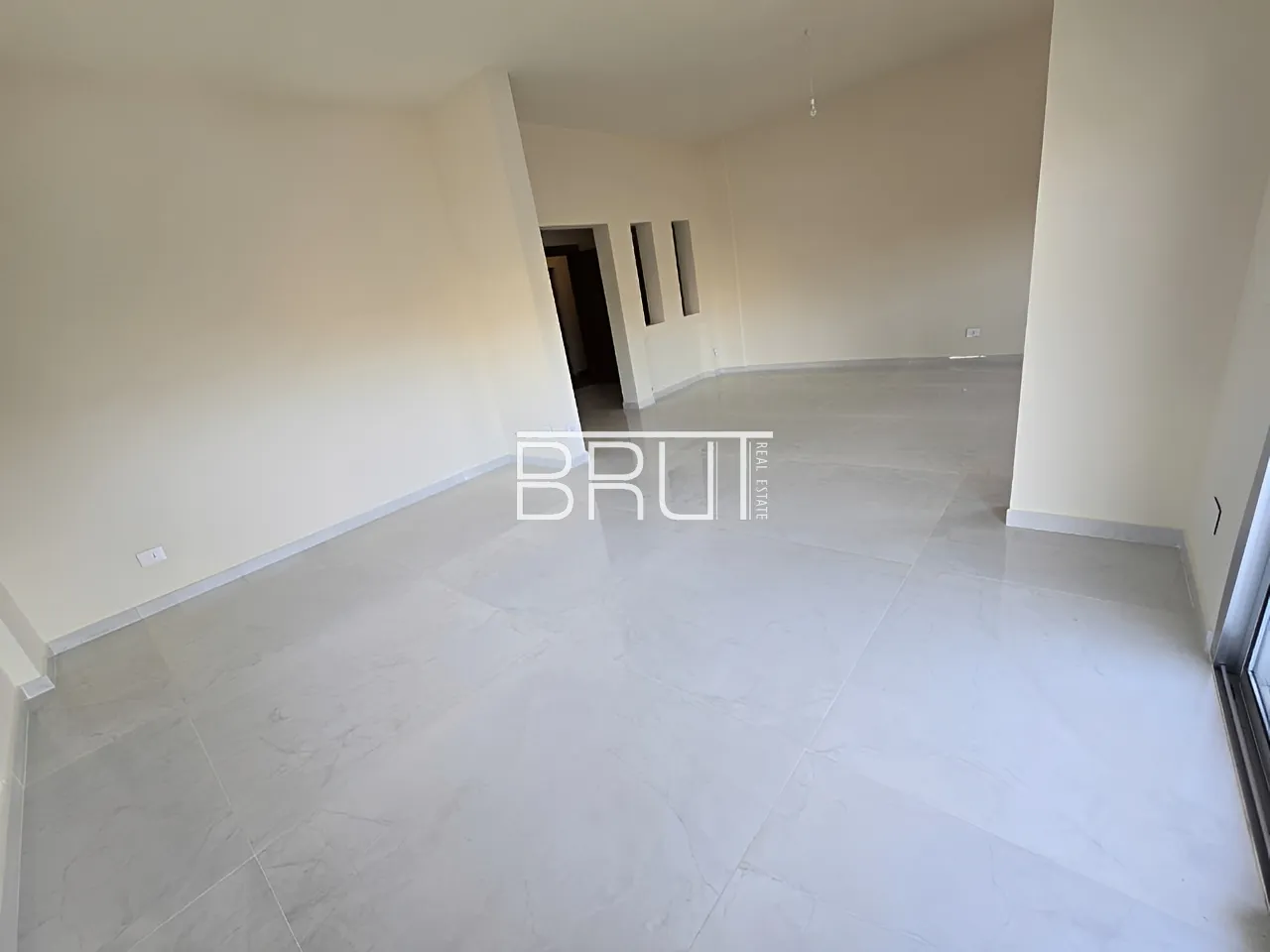 Apartment for Sale in Feitroun
