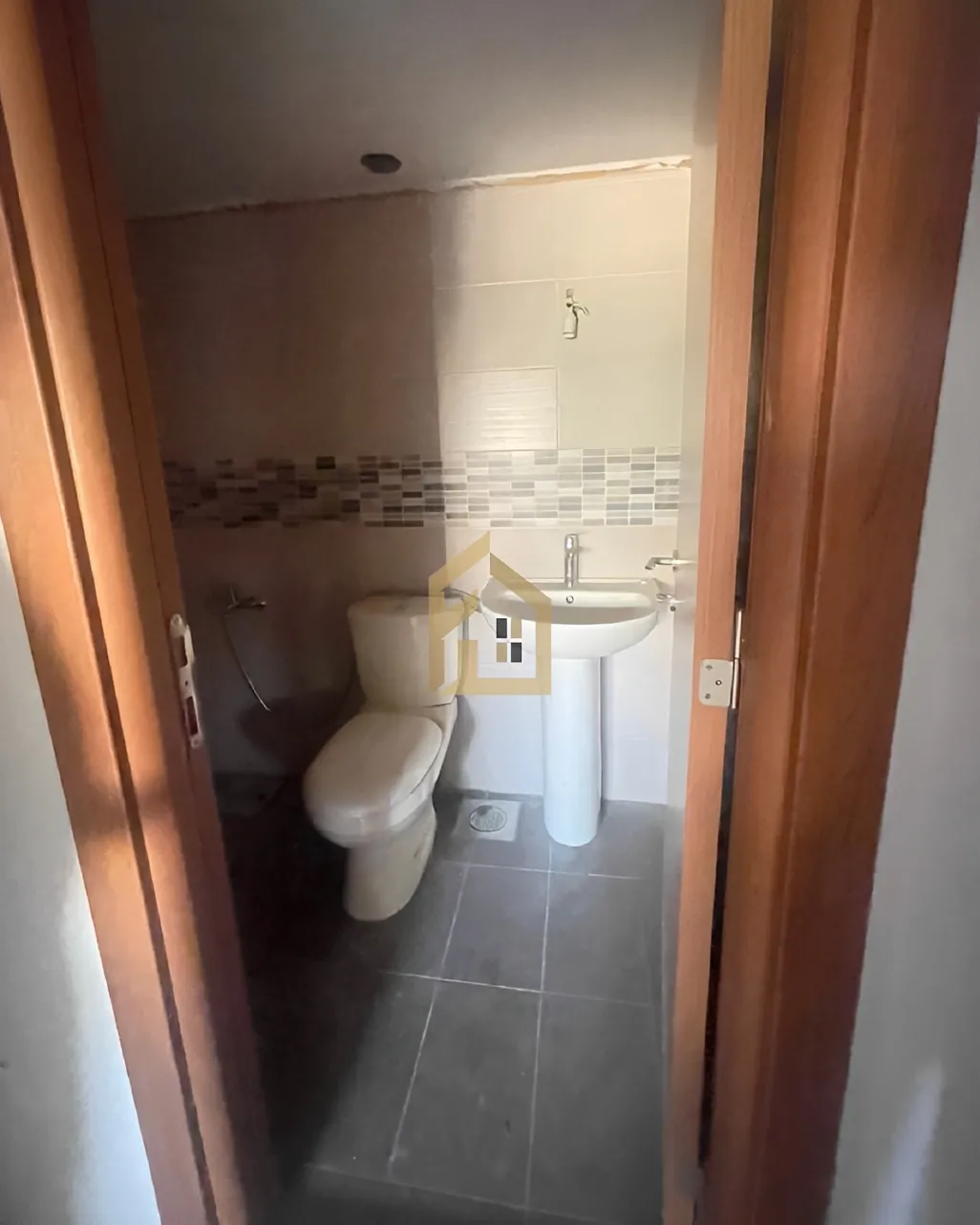 Apartment for sale in Zouk Mosbeh, Lebanon - 2 bed, 3 bath