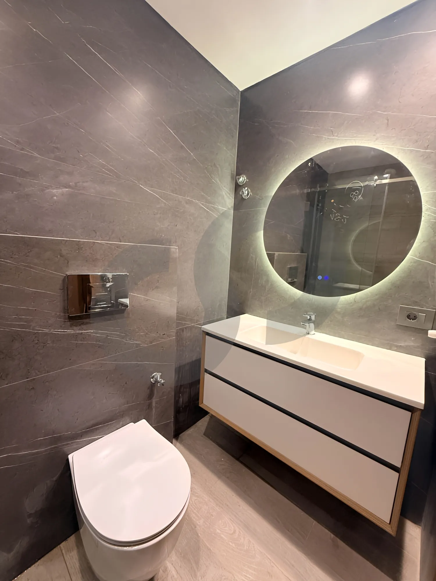 Apartment for Rent in Bqennaya