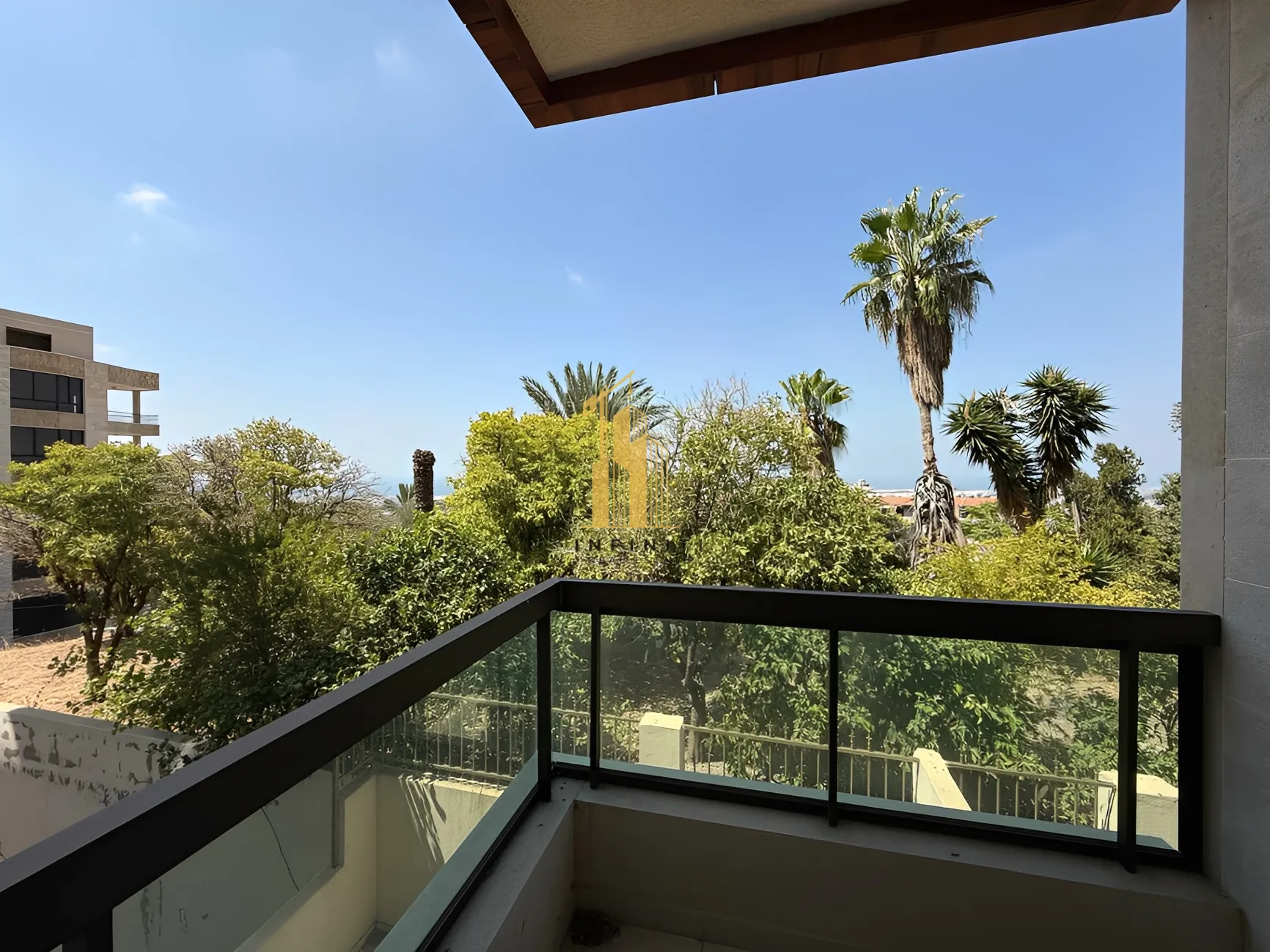 Apartment for Sale in Chouaifet El Aamroussieh, Lebanon