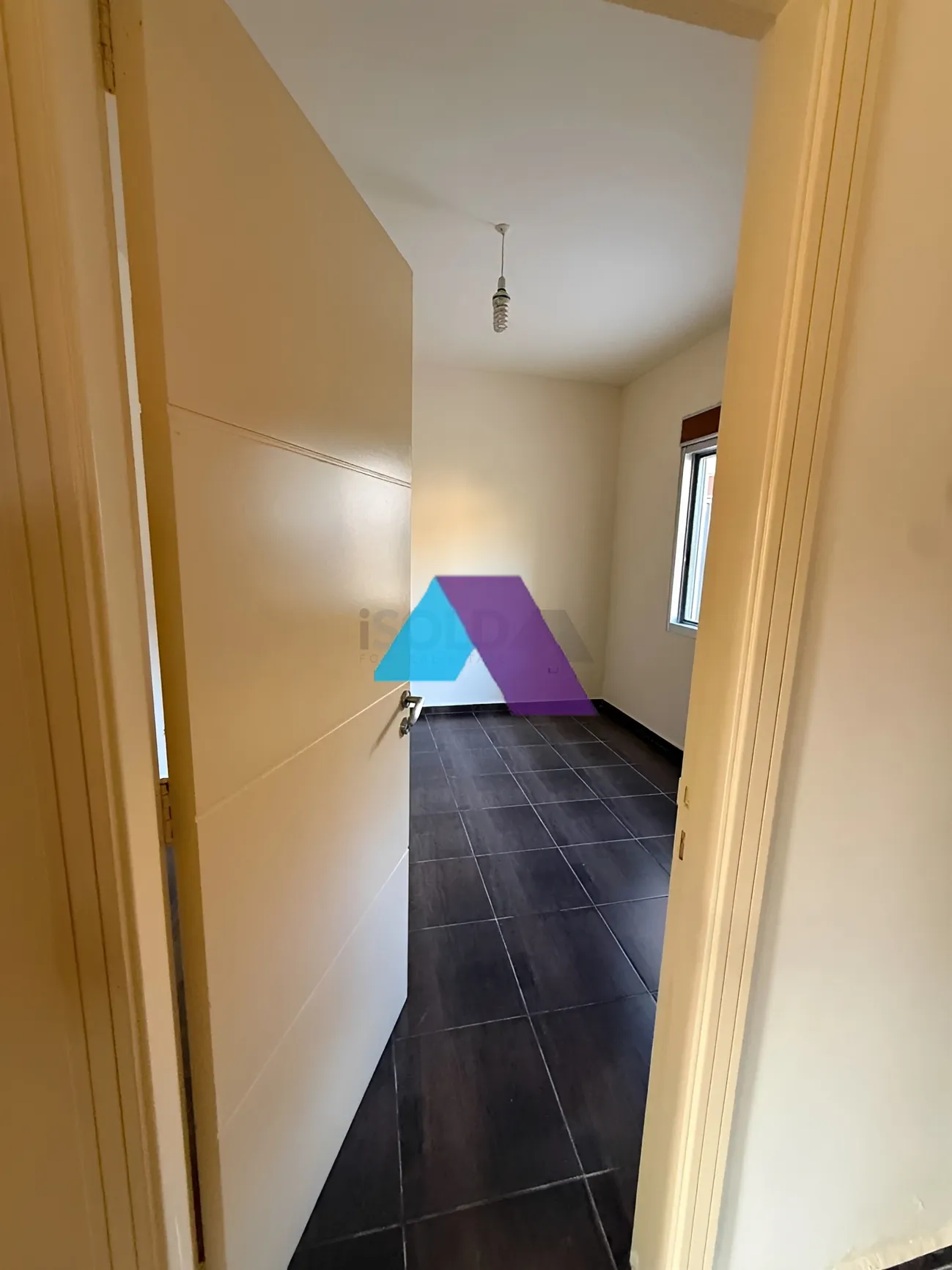 Apartment for sale in Hamat, Lebanon - 2 bed, 2 bath