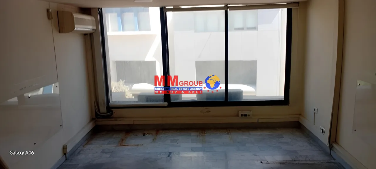 Office for rent in Sin El Fil