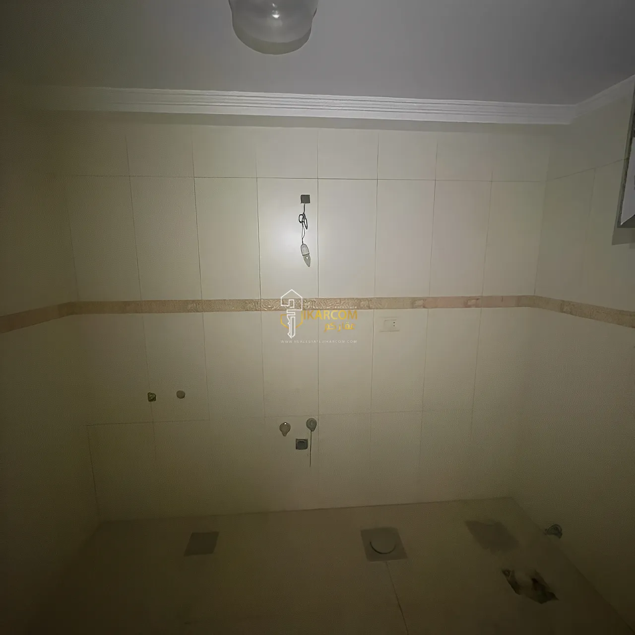 Apartment for Sale in Msaytbe - 3 bed, 4 bath