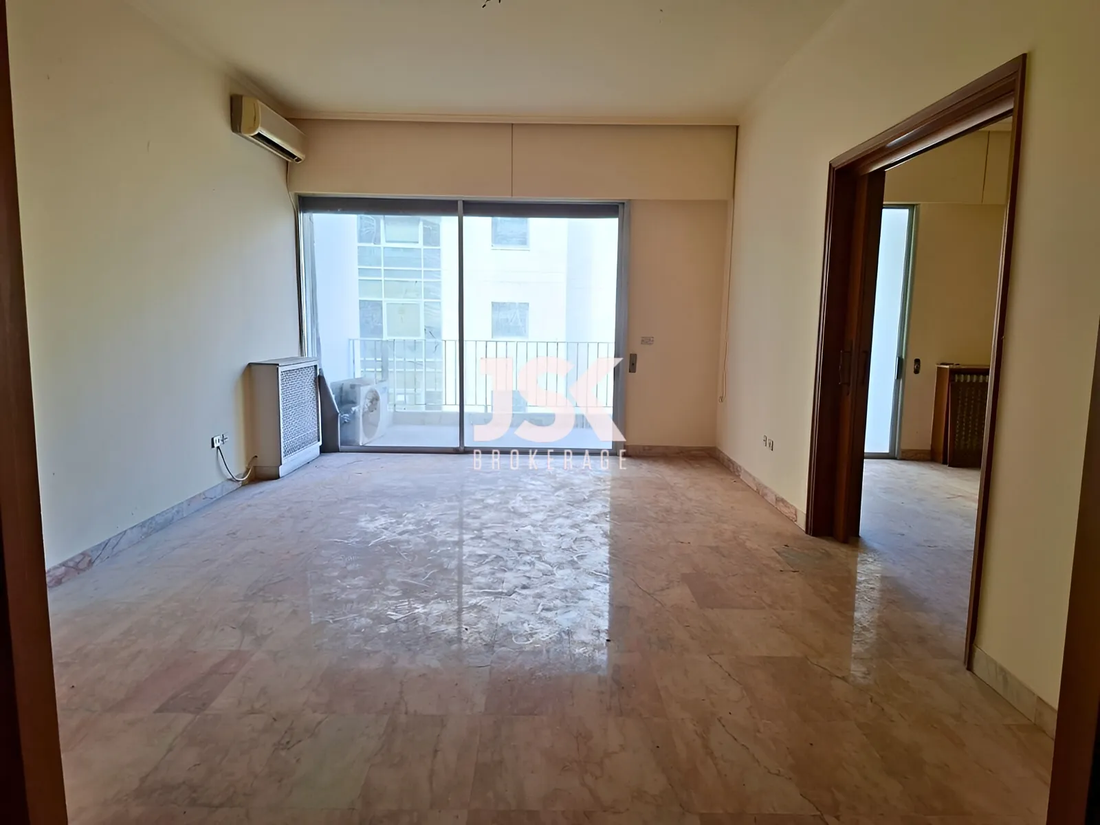 Apartment for Sale in Verdun